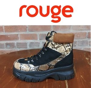 Rogue | NEW Snake Print Chunky Combat Boots (FREE SWEATER)🎈